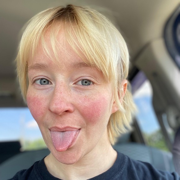 Meet your Posher, Brianna - Picture 1 of 1